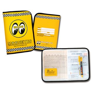 【MGC044YE】ムーンアイズ アイボール チェッカー 車検証入れ カータイトルホルダー MOONEYES(参考上代￥2700/ロット:1)